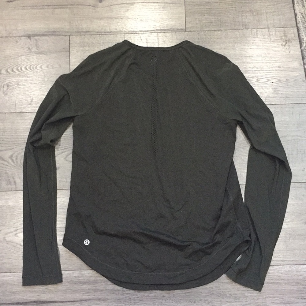 Lululemon camo green long sleeve